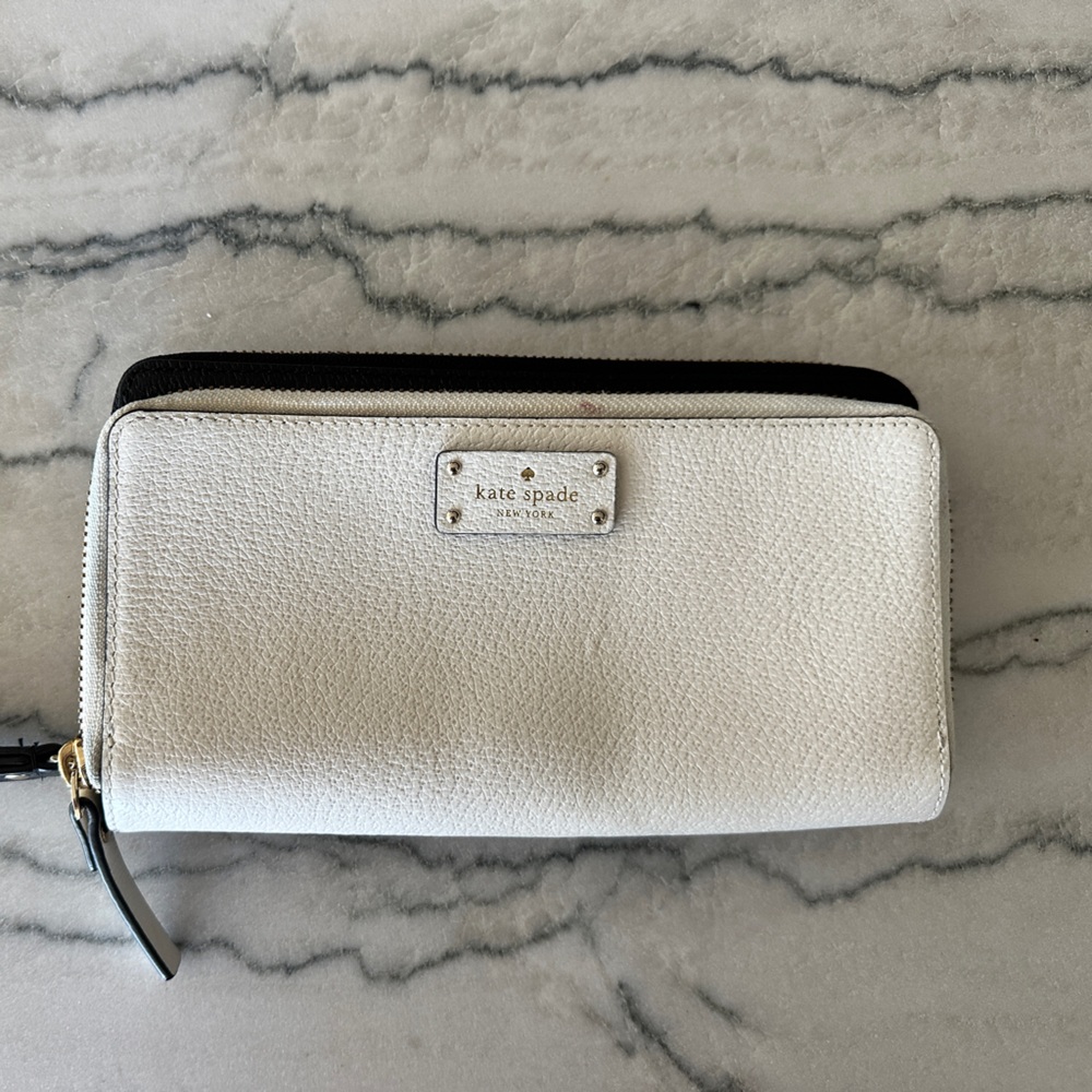 Kate spade wallet